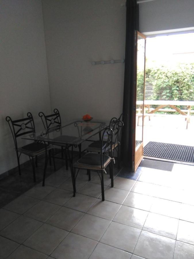 Le Betrot Bed and Breakfast Estissac Εξωτερικό φωτογραφία